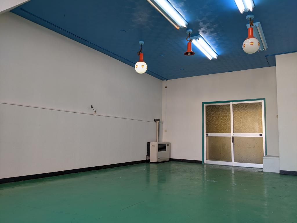 【価格改定】西５条南１３丁目　店舗付中古物件 内観