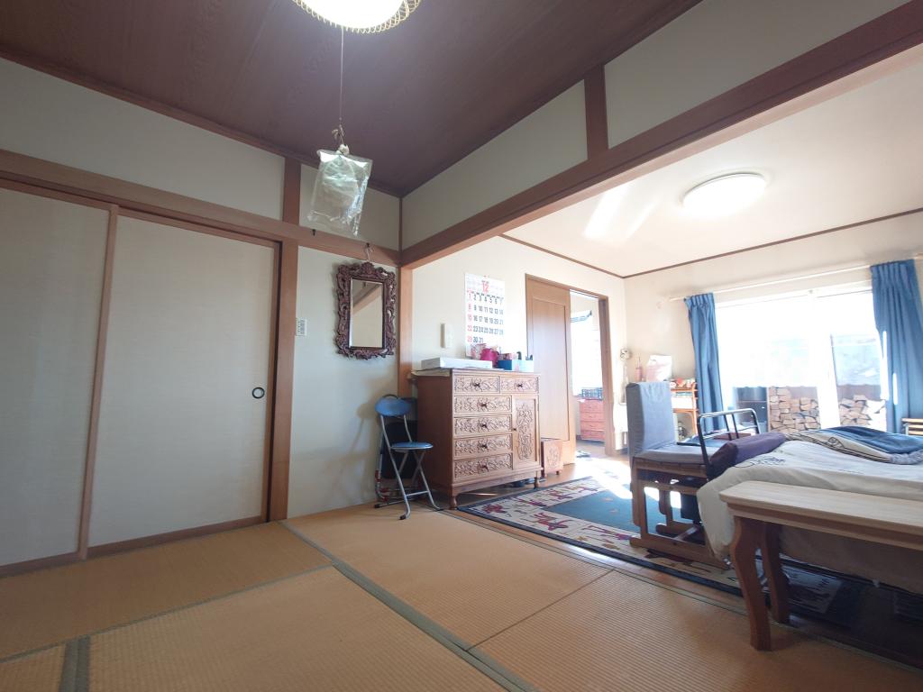 【価格改定】西１３条南１１丁目　中古戸建 内観