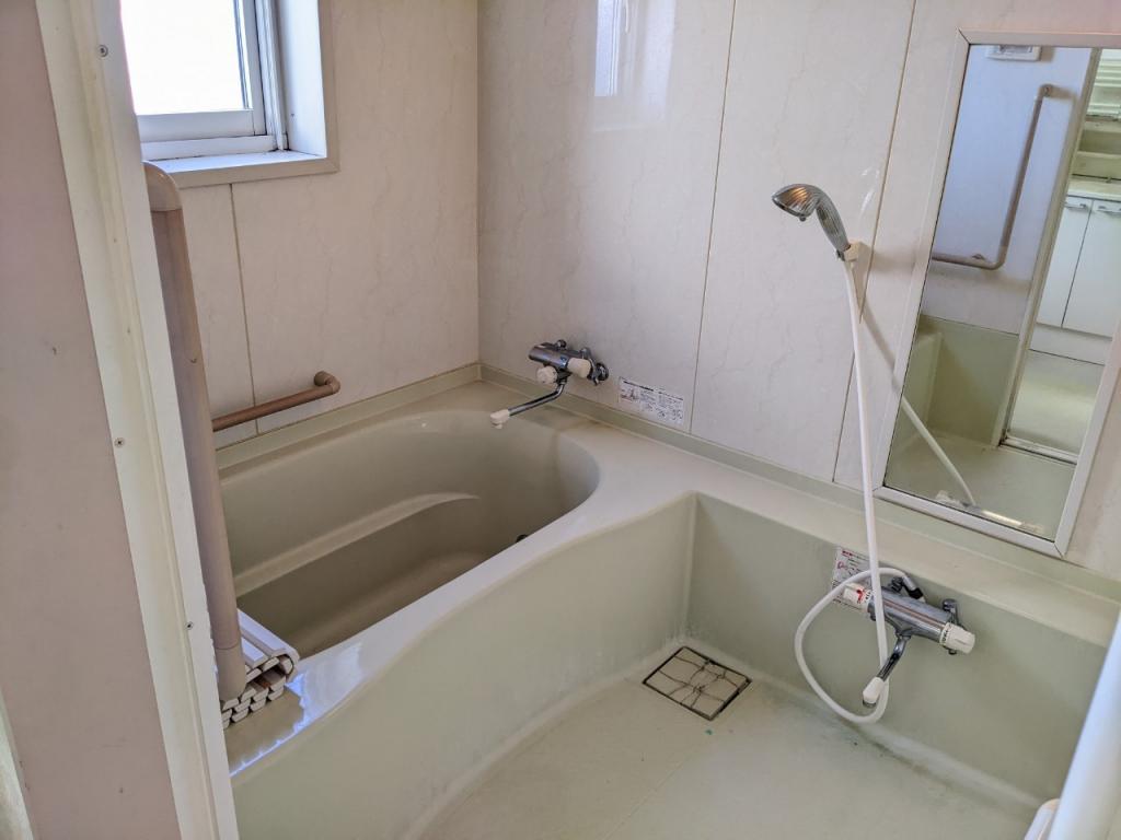 ☆商談中☆【価格改定】☆２世帯中古住宅☆ 内観