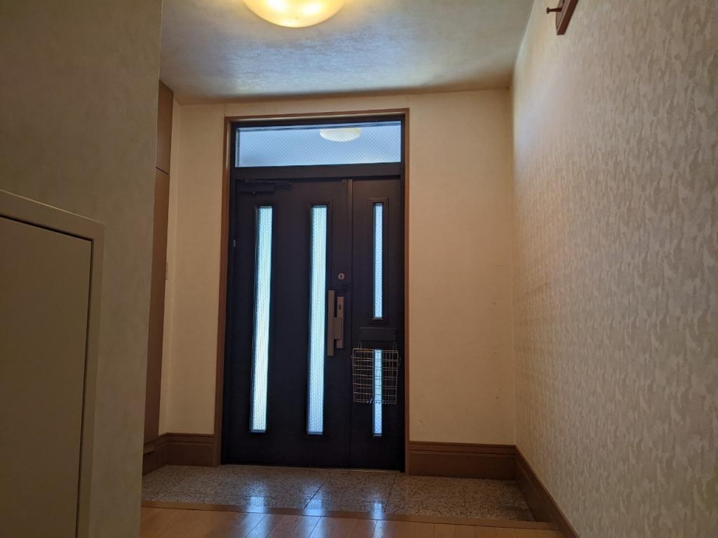 ☆商談中☆【価格改定】☆２世帯中古住宅☆ 内観