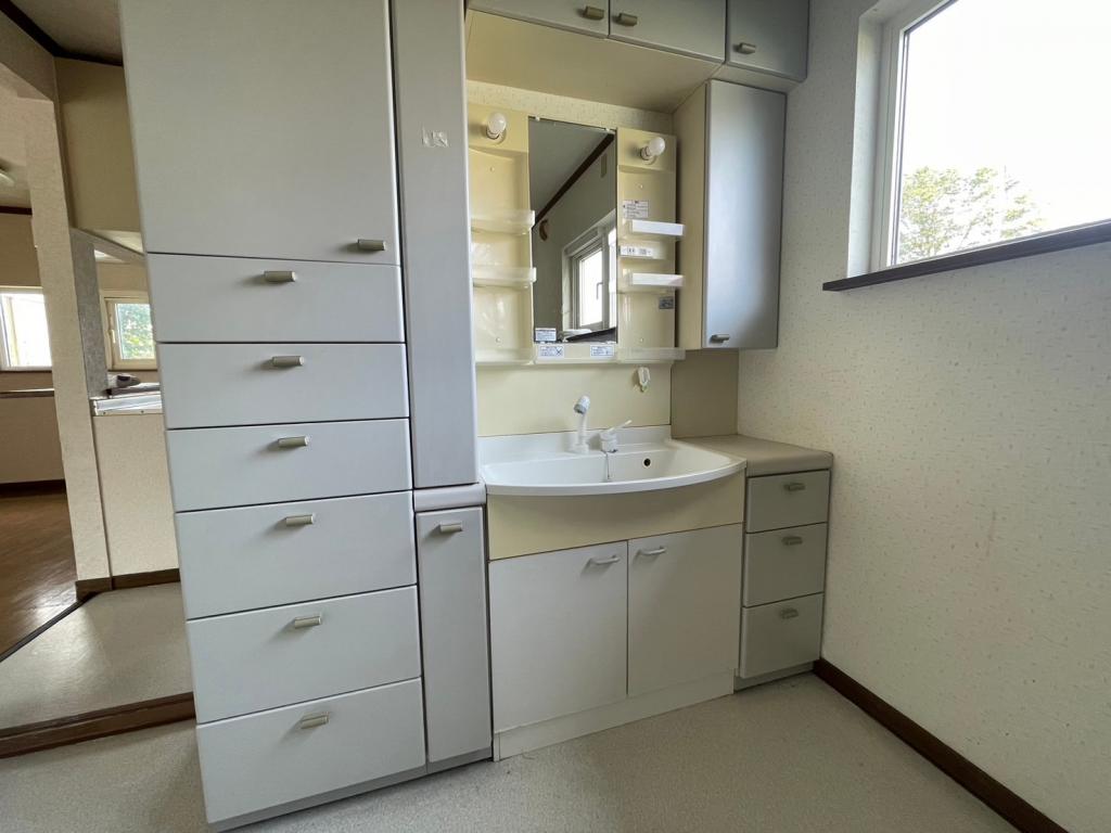 ※商談中※【価格改定！】池田町字利別西町【６ＬＤＫ】中古戸建  内観