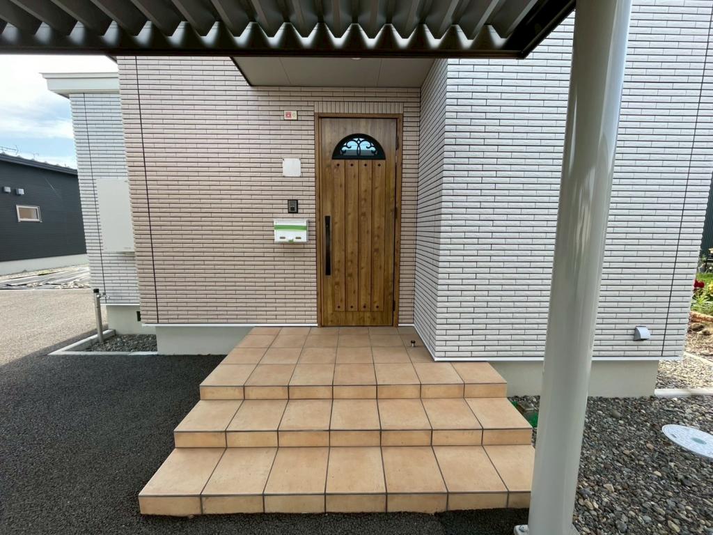 ※商談中※【一条工務店様施工の築浅平家♪】大空町４丁目　中古戸建 内観