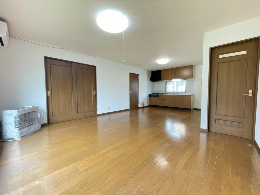 ※商談中※【敷地広々な平家♪】柏林台東町5丁目　中古戸建  内観