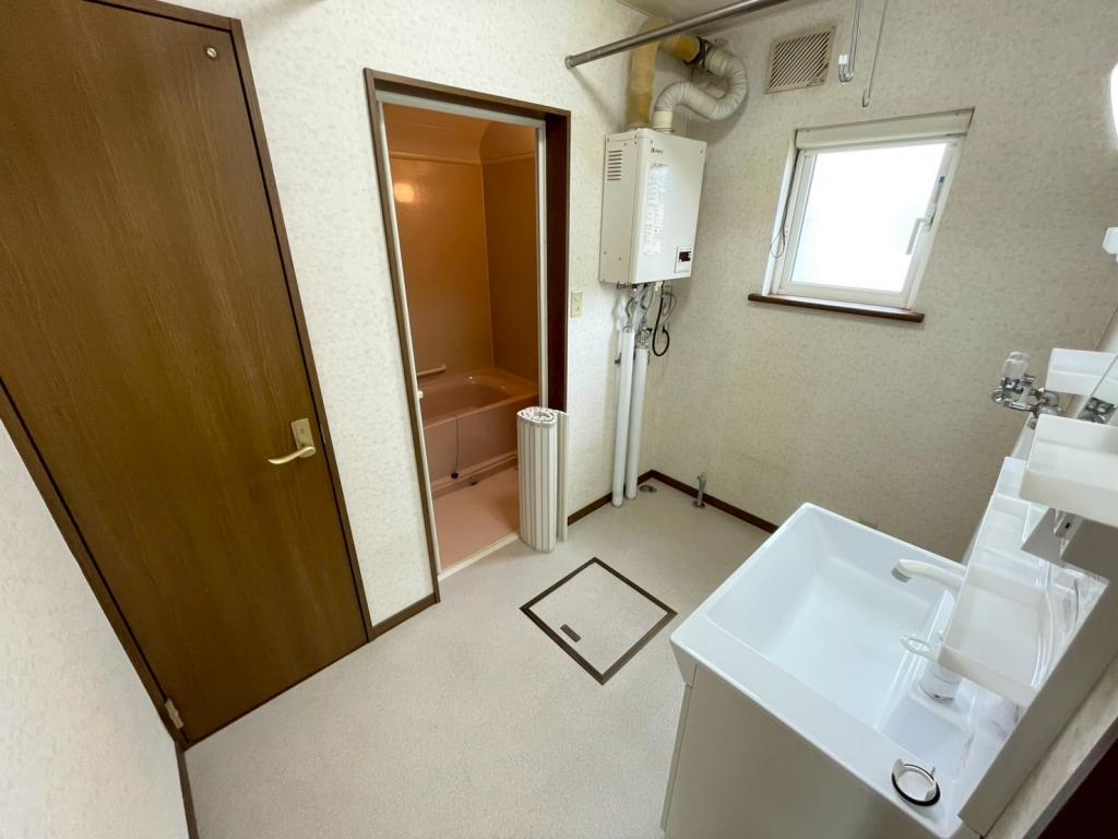 ※商談中※【敷地広々な平家♪】柏林台東町5丁目　中古戸建  内観