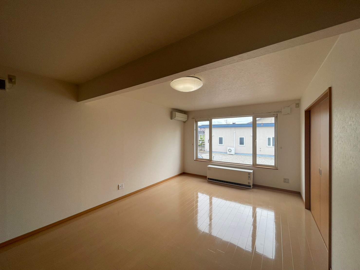 TOWN宝来南 内観